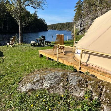 Hommen Gard Glamping Hotel Risor Luaran gambar