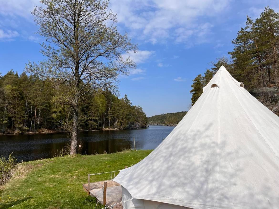 Hommen Gard Glamping Hotel Risor Luaran gambar