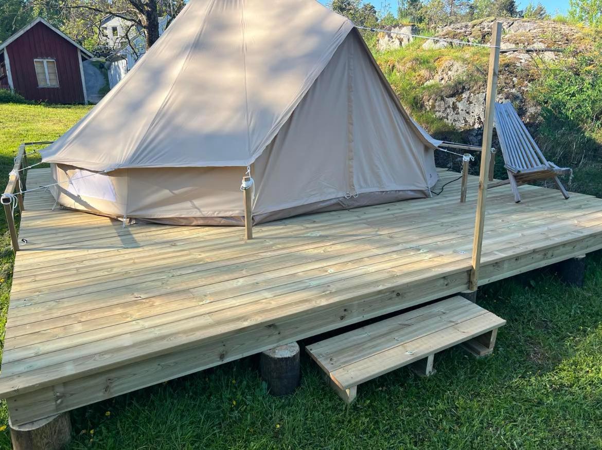 Hommen Gard Glamping Hotel Risor Luaran gambar